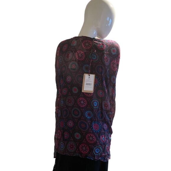 Satva Akula Kimono  - Picture 2 of 5